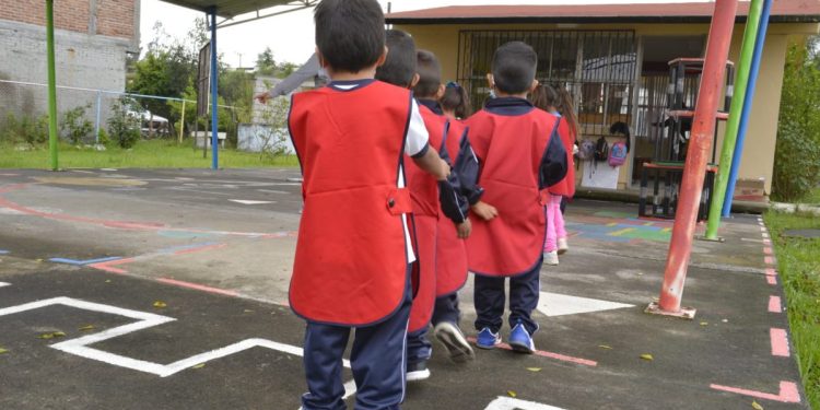 Implementa SEE horario de invierno en escuelas