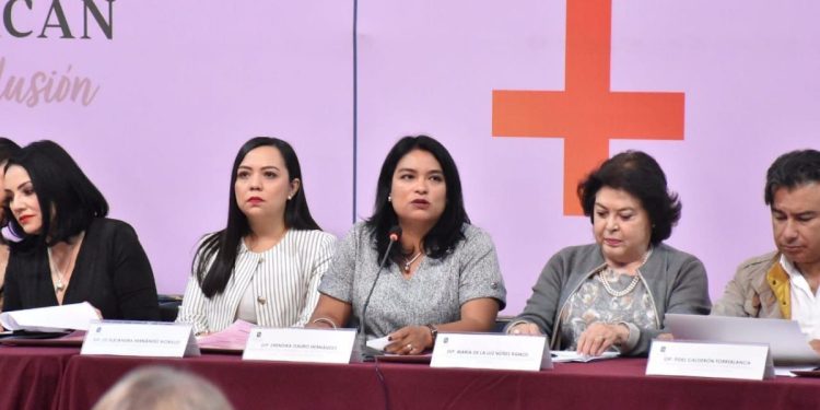 Invita Eréndira Isauro a participar en Parlamento de Mujeres 2023