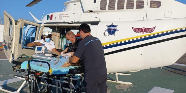 Efectúa Servicios Aéreos de la SSP, un traslado pediátrico de Huetamo a Charo