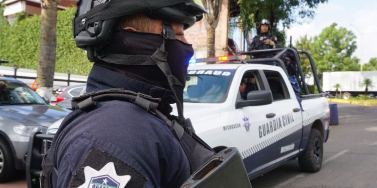 En Tlalpujahua, Guardia Civil mantiene operativos de inspección y vigilancia
