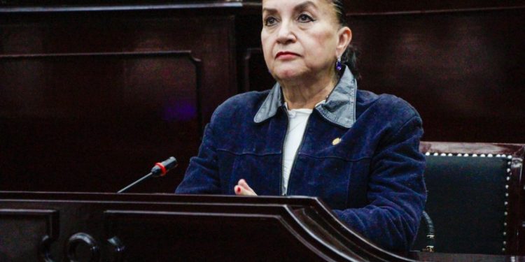 Legislación debe fortalecerse para combatir el nepotismo en la función pública: Julieta Gallardo