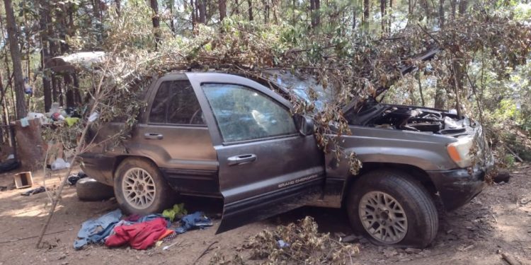 En Hidalgo, Guardia Civil localiza campamento presuntamente ilícito y asegura un vehículo