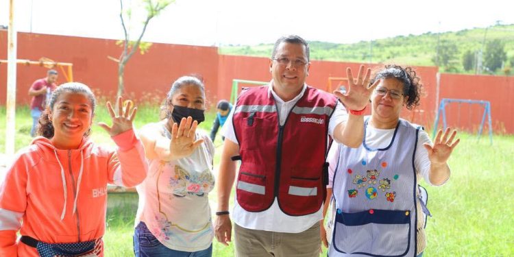 Mujeres podrán pedir pensión compensatoria al divorciarse: JC Barragán