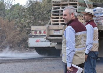 Bedolla supervisa avances en rehabilitación de carreteras en las regiones Ciénega y Bajío