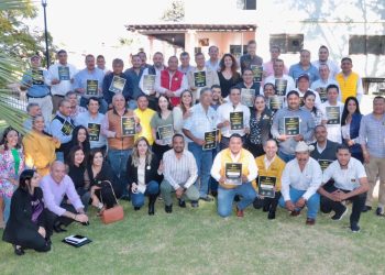 PRD, en coordinación con sus autoridades electas Va un Paso adelante