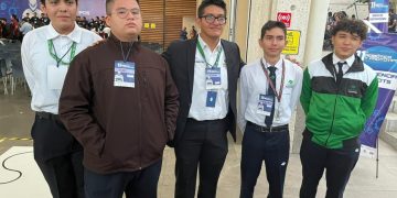 Destacan estudiantes del Conalep en encuentro estatal de robótica