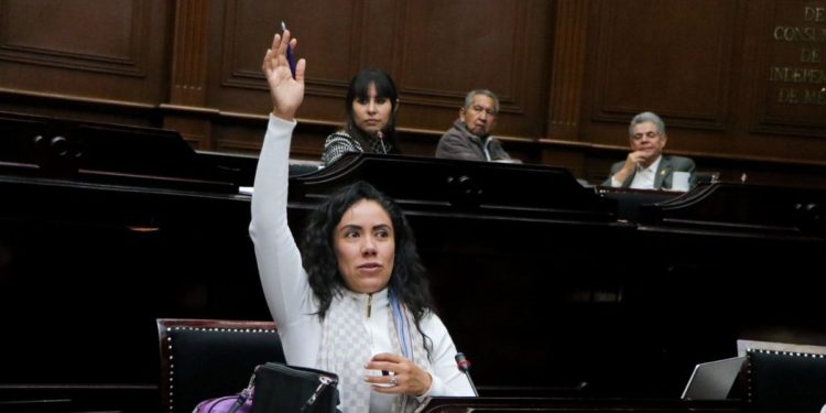 Fanny Arreola busca fortalecer los Organismos Operadores de Agua Potable en favor de las y los michoacanos