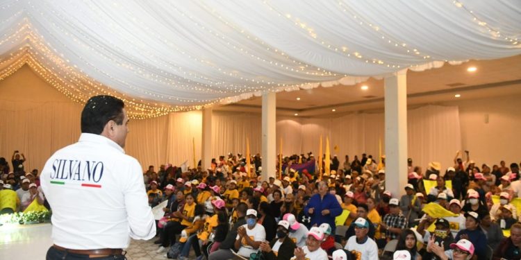 Intensa jornada de Silvano Aureoles en Michoacán