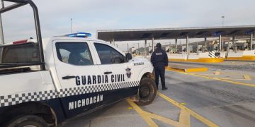 Mantiene GC vigilancia en caseta de peaje y vías férreas, de Contepec