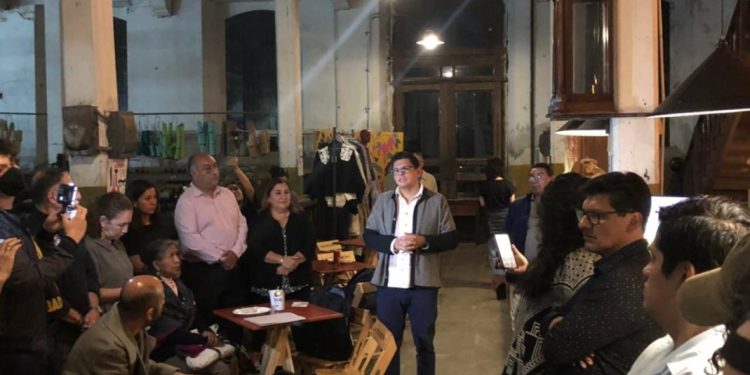 Culminan artesanos diplomado en “Diseño Colaborativo”