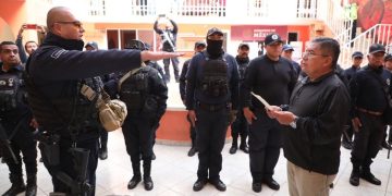 Secretario de SP toma protesta a director de Seguridad municipal de Ocampo