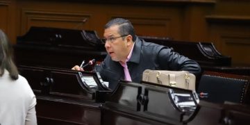 Leyes de ingresos, no deben afectar a las familias y beneficiar a los gobiernos: JC Barragán