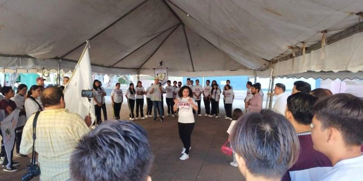 Participa Cecytem Apatzingán en Caminata por la Paz