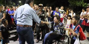 Entrega José Luis Cruz paquetes navideños a más de 10 mil familias