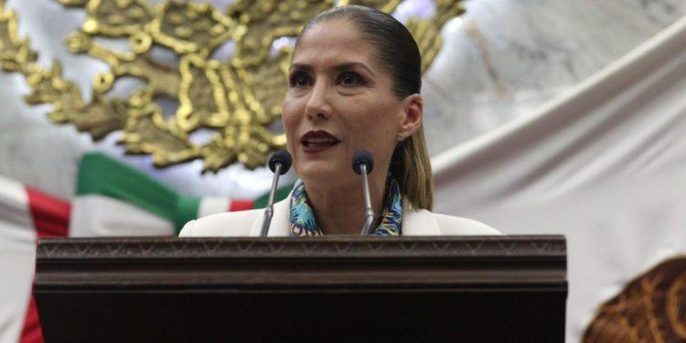 Ivonne Pantoja propone micrositios amigables para niños y adolescentes