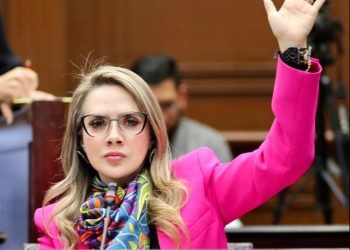 Logra defender Samanta Flores el presupuesto para la Mujer Michoacana