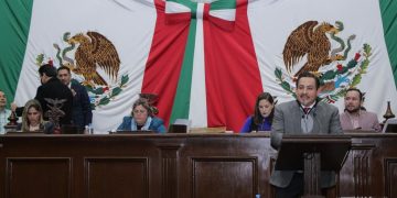 Inaceptable el cobro de casetas en rutas que estén en mal estado: Víctor Manríquez