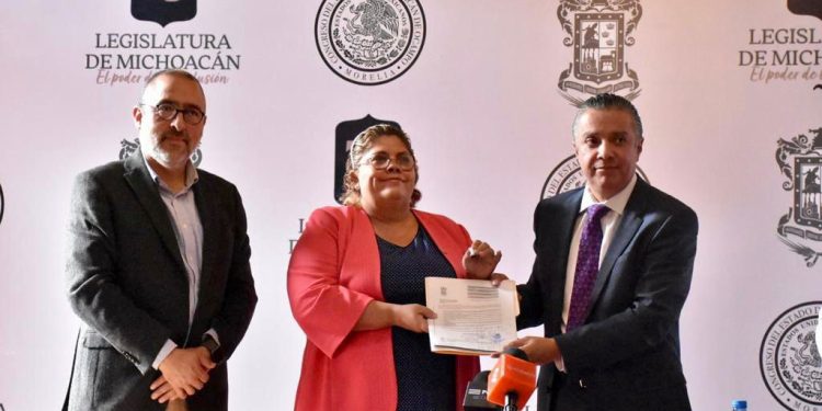 El Congreso del Estado recibió el Paquete Económico para el Ejercicio Fiscal 2023