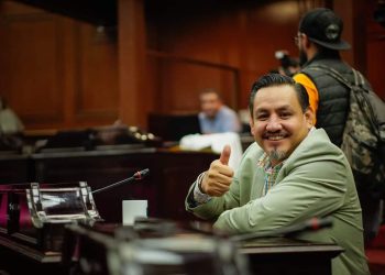 Damos pasos firmes para concretar en 2023 figura del diputado migrante en Michoacán: Víctor Manríquez