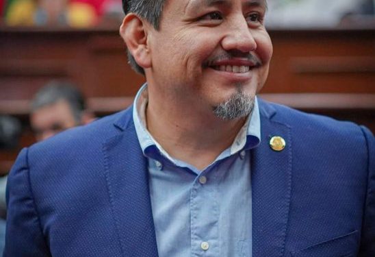 Remesas, ejemplo claro del compromiso de los migrantes con su tierra: Víctor Manríquez