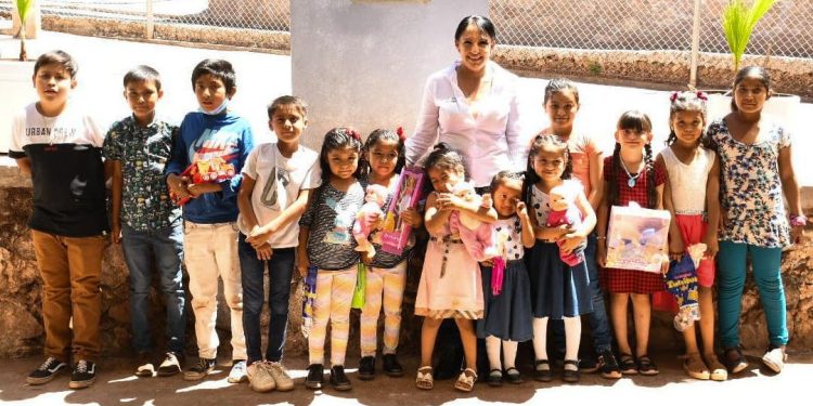 Día a día debemos reafirmar la obligación de reconocer a la niñez como titular de derechos: Lupita Díaz