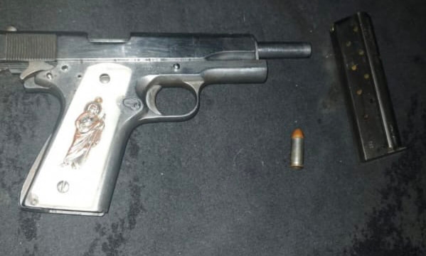 Mediante la BOI, GC detiene a uno con arma de fuego y vehículo robado