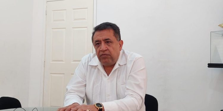 Gestiona en CDMX Cruz Lucatero paquete de obra para Apatzingán