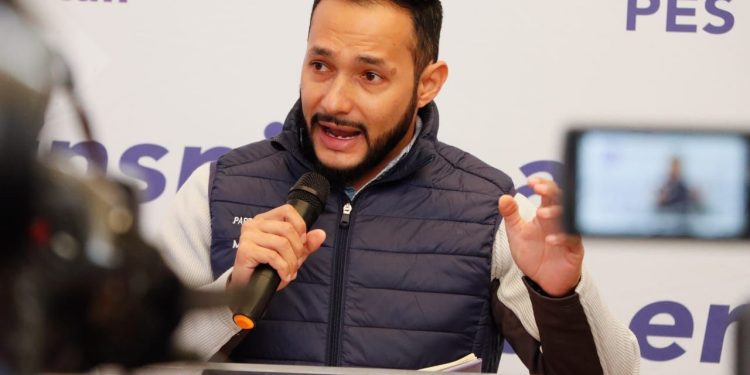 Nada de abrazos, puros balazos: Eder López