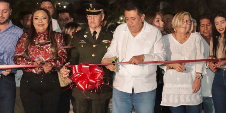 Modernización de la Plaza Constituyentes cambia el rostro de  Apatzingán: José Luis Cruz
