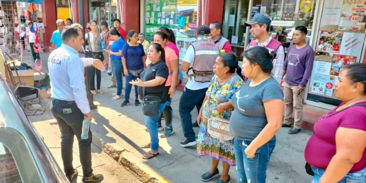 En Apatzingán continúa reubicación de comercio informal