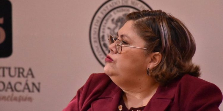 Celebra Julieta García compromiso de AMLO para ampliar la autopista Siglo XXI a 4 carriles