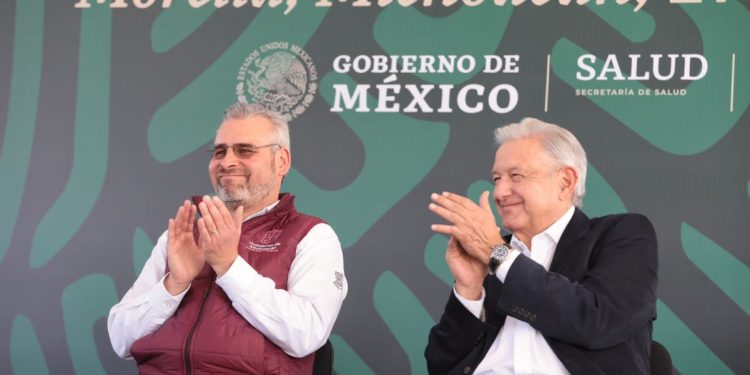 Autoriza AMLO ampliación de carretera LC-Uruapan; Bedolla agradece respaldo
