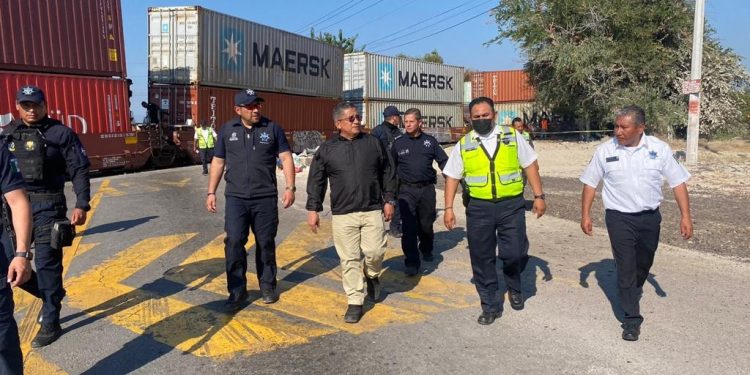Guardia Civil trabaja para restablecer el tránsito vehicular y el paso del tren en Gabriel Zamora: Secretario de SP