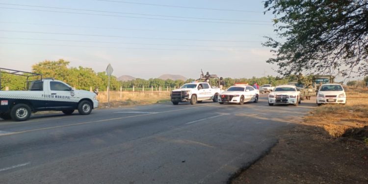 Guardia Civil brinda seguridad y apoyo vial, tras descarrilamiento del tren en Múgica