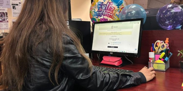 Secretaría de Finanzas y Administración difunde costos de refrendo digital