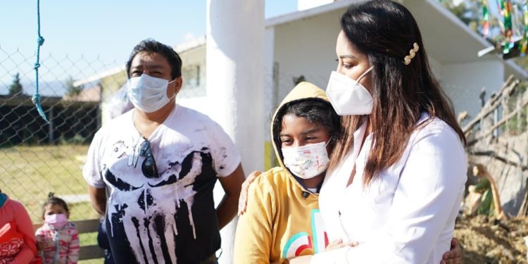 Inaceptable que en México persistan niñas y niños que sufren por no tener qué comer: Mónica Valdez