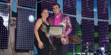 Eterno agradecimiento a organizadores y participantes en el evento en honor a Juan Gabriel; Nélida González