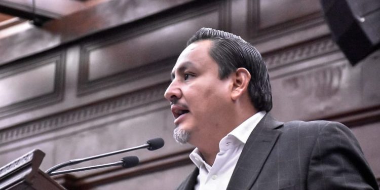 Para gobiernos de la 4T, ciencia y tecnología son desechables: Víctor Manríquez