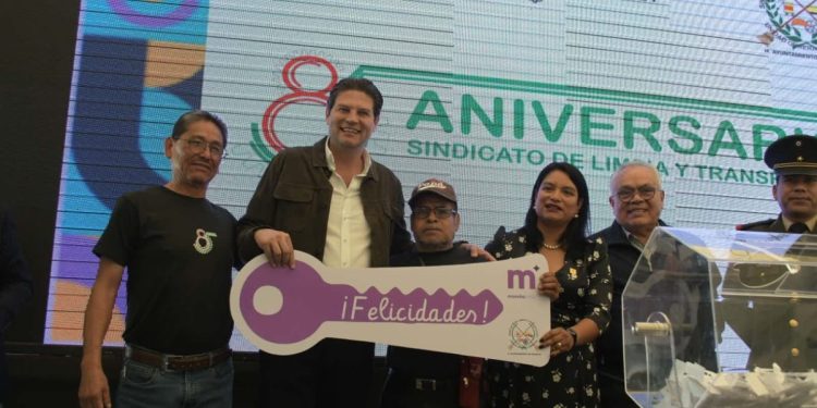 Celebra Alfonso Martínez 85 Aniversario del Sindicato de Limpia y Transporte