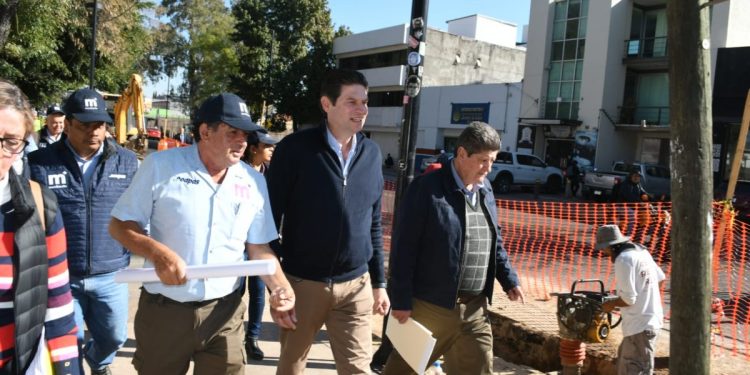 Rehabilita Gobierno Municipal colector en Calzada Ventura Puente