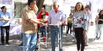 DIF distribuye aparatos funcionales, permite mejorar la movilidad de los ciudadanos.