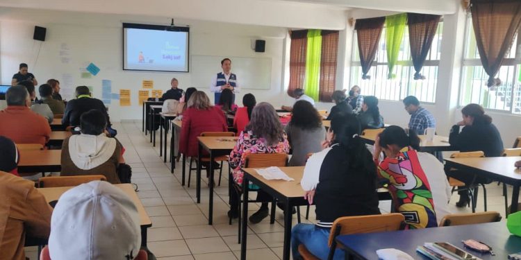 Imparte GC taller sobre prevención del delito, a docentes de Zitácuaro