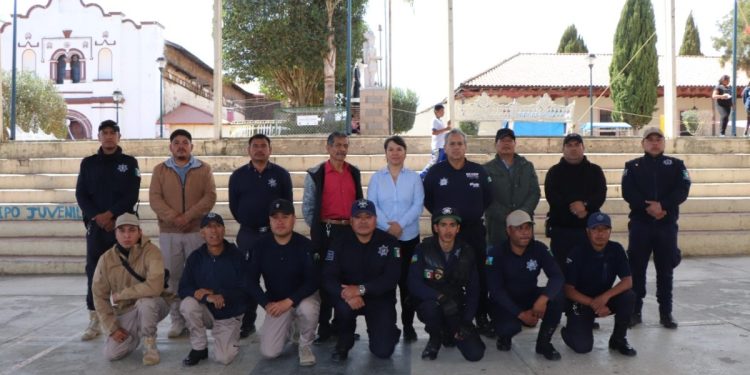 Capacitan a ronda comunitaria de Santa Cruz Tanaco en aseguramiento preventivo