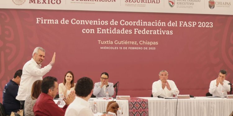 Bedolla firma convenio en seguridad, Michoacán accederá a casi 300 mdp de fondos federales