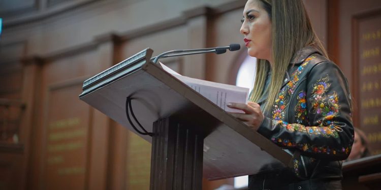En Michoacán establecimientos de salud deberán ser debidamente supervisados: Mónica Valdez