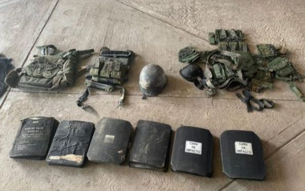 SSP, Sedena y GN desmantelan campamento con 2 artefactos explosivos y más de mil 300 municiones; en Aguililla