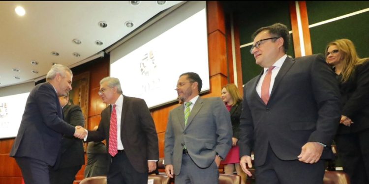 Asiste Bedolla a Informe del Poder Judicial de Michoacán 2022