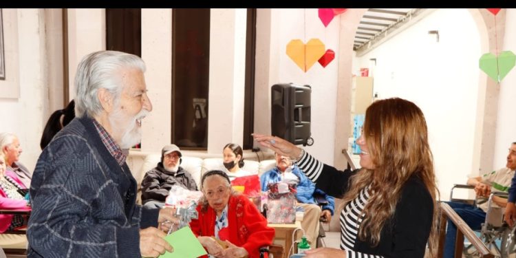 Adultos mayores sin seguridad social, un foco rojo en Michoacán