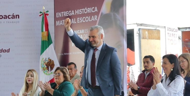 Anuncia Bedolla inversión histórica de 242 mdp para escuelas michoacanas