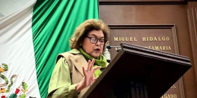 Urge María de la Luz Núñez reactivar rescate de bosques del Oriente michoacano